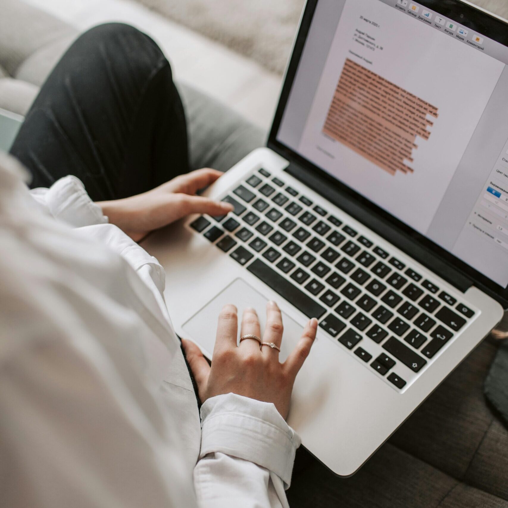 pexels-vlada-karpovich-4050287